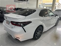 تۆیۆتا کامری